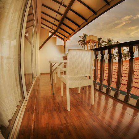 White Rose Beach Resort Marawila Exterior foto